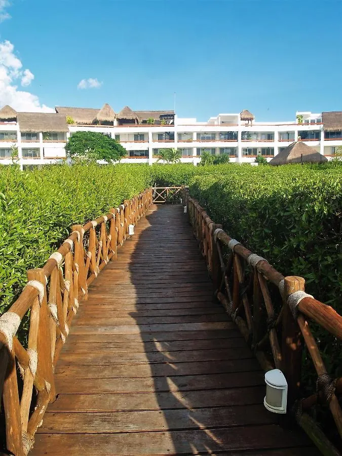 Beachfront Apartment Your Home In Cozumel México