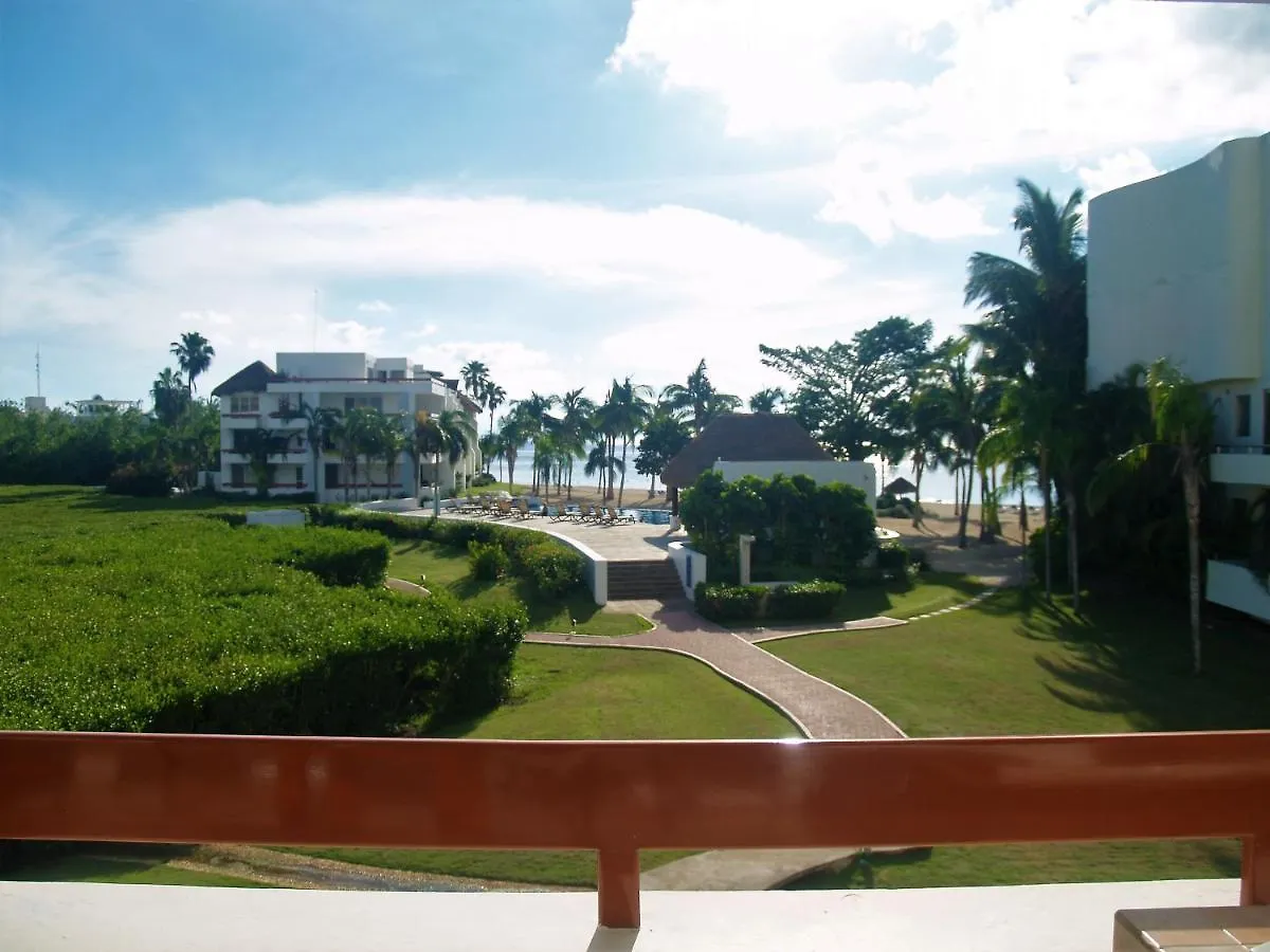 Beachfront Apartment Your Home In Cozumel México